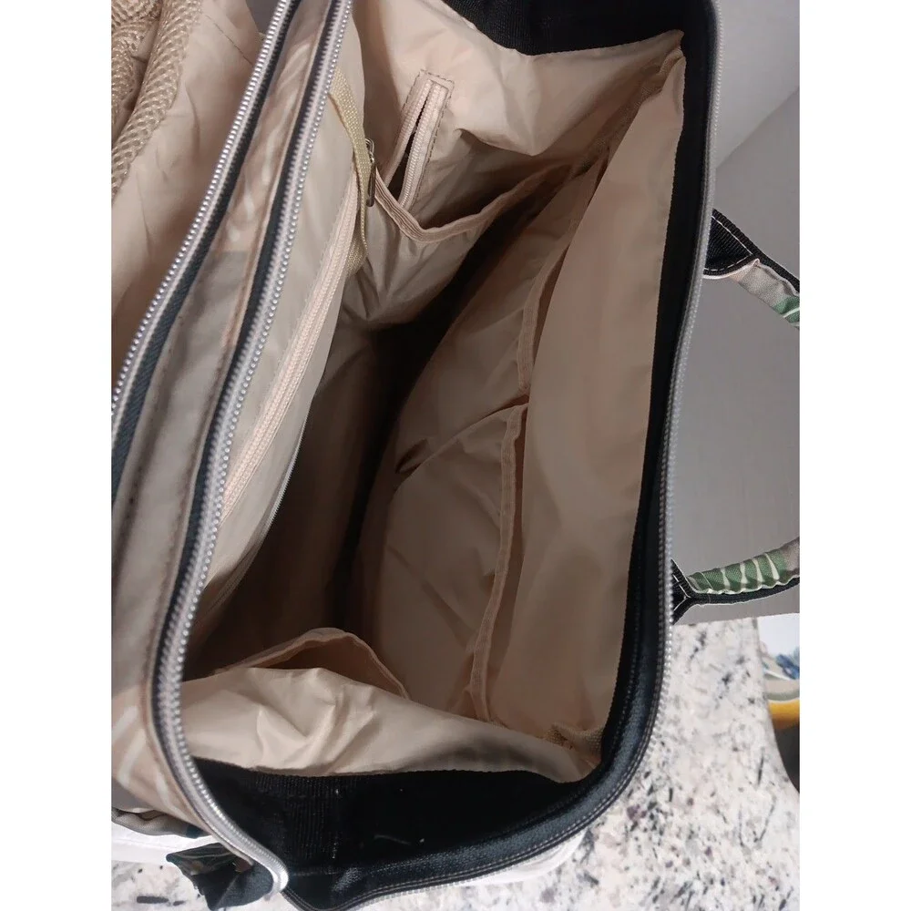 N/A diaper bag